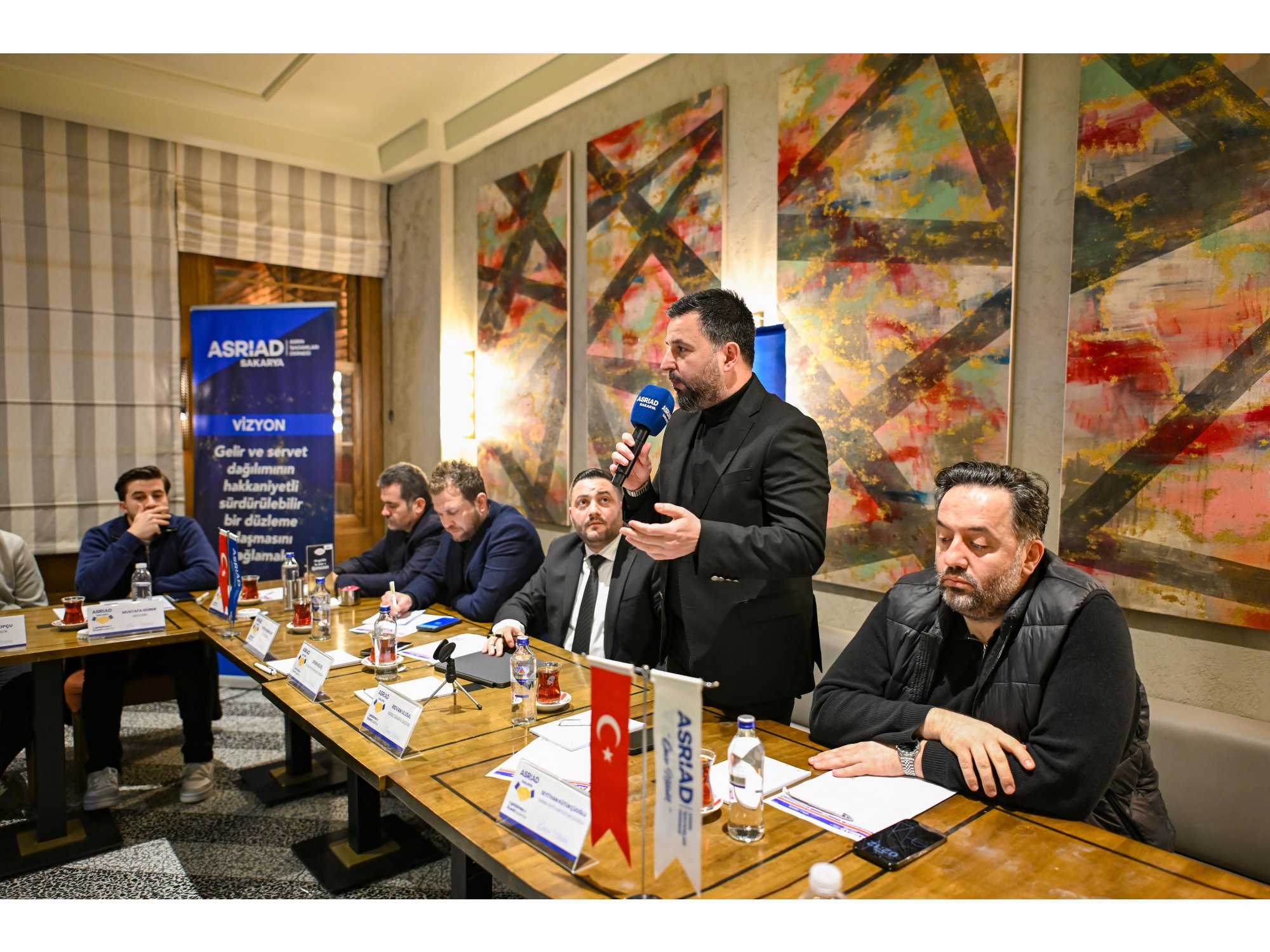 ASRİAD Sakarya’nın geleneksel iş geliştirme buluşmalarından biri olan 38. İş Geliştirme Toplantısı, Ramazan ayının bereketli atmosferinde “Medine Pazarı”